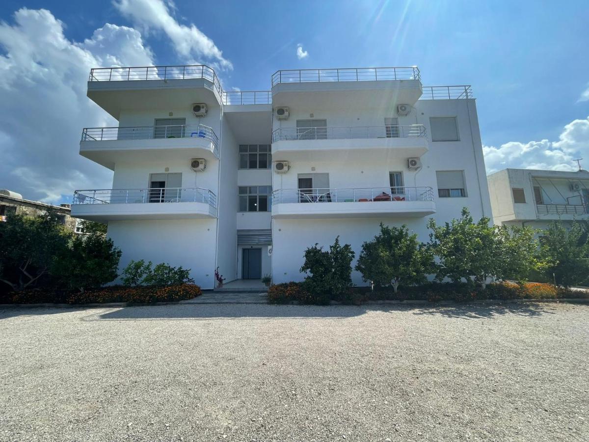 Orikum Apartments Екстериор снимка